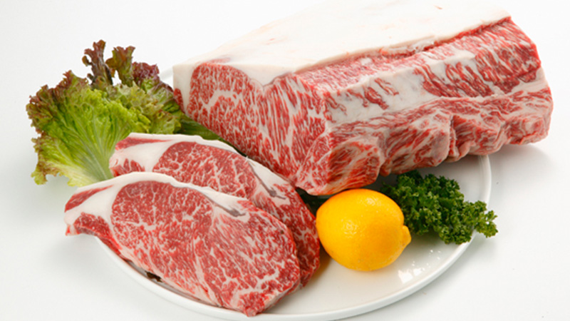 販売事業<BR>－新鮮、安心なお肉を皆様にお届けしています－