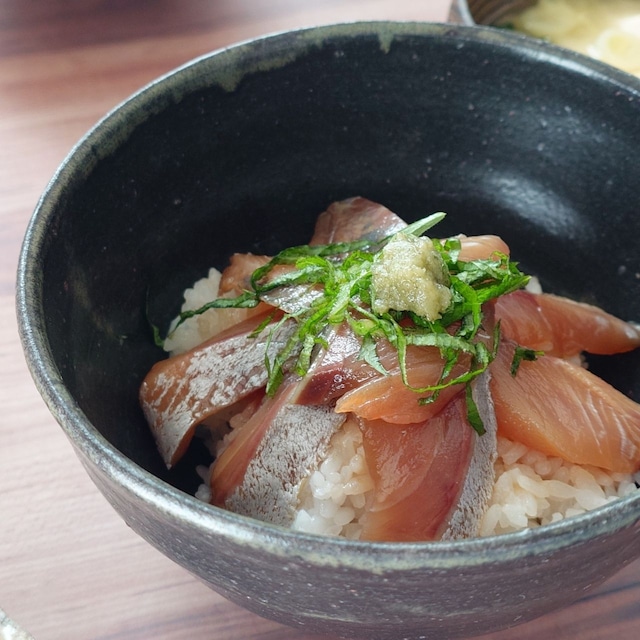 漬け丼の具 三陸産 鰤(ブリ) しょうゆだれ