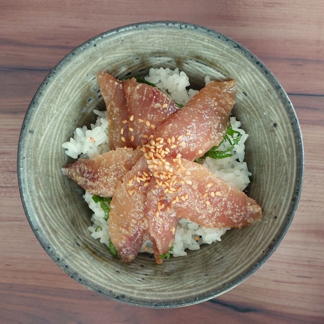 漬け丼の具 三陸産 鰤(ブリ) ごまだれ