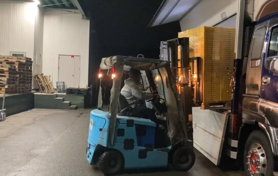 通いコンテナーの試験導入