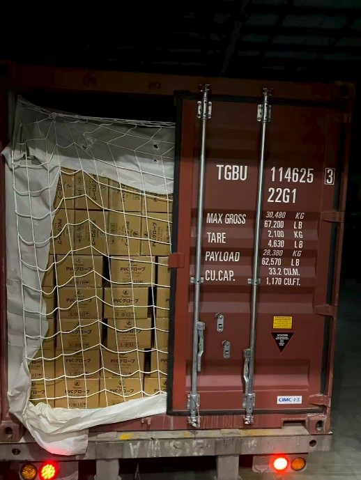 海運の際に破損を防ぐコンテナー積