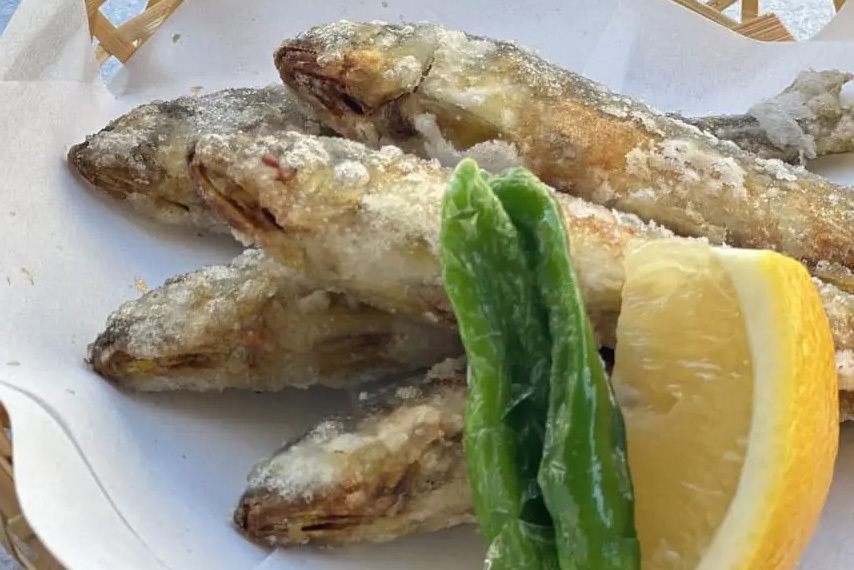 食べきり鮎の塩仕立て（調理済み・バラ凍結）