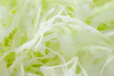 厨房の手間を減らす、自社製造のカット野菜